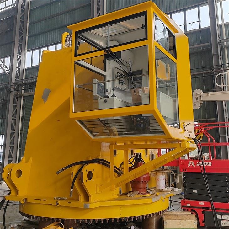 30 Ton Fixed Boom Crane